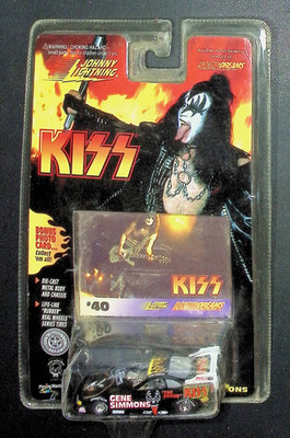 Gene Simmons KISS #40 Johnny Lightning 1997 1:64 072325DMT3