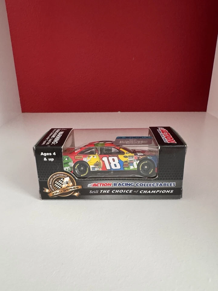 2014 Kyle Busch M&M Peanut Butter 1/64. - Image 3 of 4