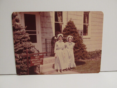 1974 VINTAGE FOUND PHOTOGRAPH COLOR ART PHOTO INA'S APPAREL MILLINERY SHOPPE 70S