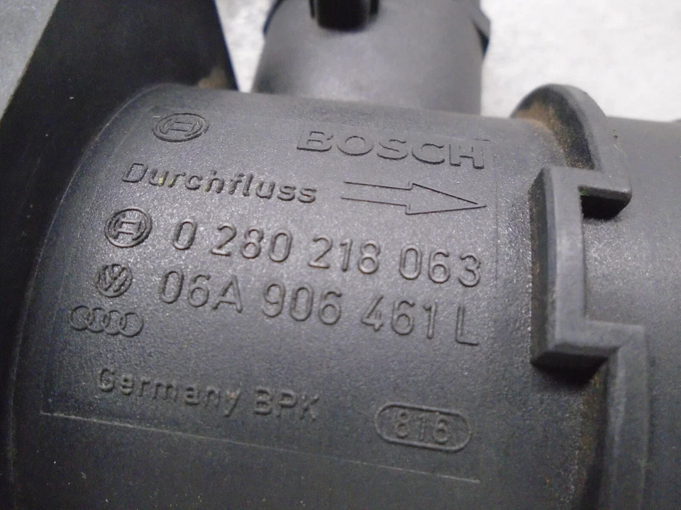 SENSOR DE FLUJO DE AIRE MÁSICO VOLKSWAGEN BEETLE 1999-2005 MAF (06A906461) OEM DK90965 Foto 2 de 4