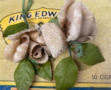 vintage millinery 1940s velvet double roses champagne beige 1 spray made Japan