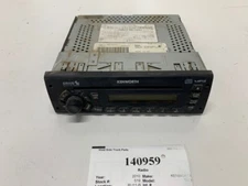 Kenworth Delphi DEA300 AM FM CD MP3 and Satellite Radio 20086271 From 2010 T800