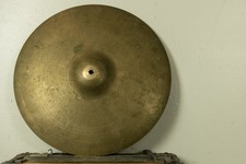 1970s Zildjian 18" A Thin Stamp Crash Cymbal 1610g