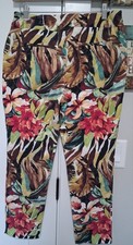 Womans Chicos Flowered Capris