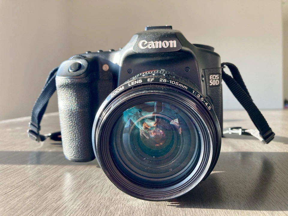 Kit de cámara digital Canon EOS 50D SLR con lente EF 28-135 IS USM usada cuenta baja Foto 3 de 4