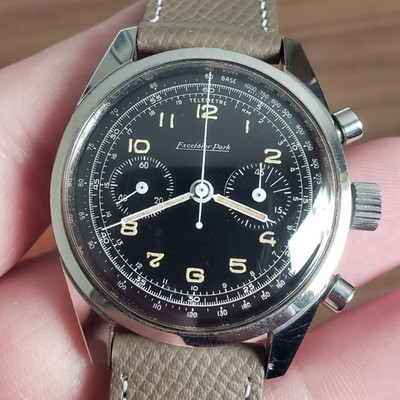 1960s Excelsior Park Chronograph Watch For Pilots 37mm Vintage EP 4-68 Gilt Dial
