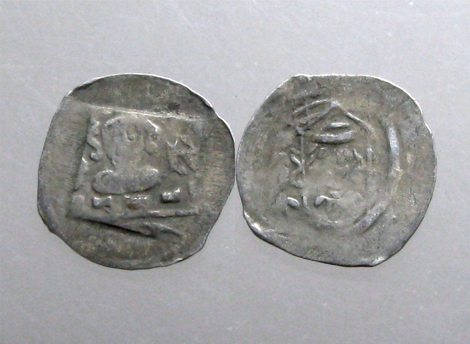 FREDERICK V SILVER PFENNIG_____Medieval_____1365-1388 AD_____Regensburg Mint