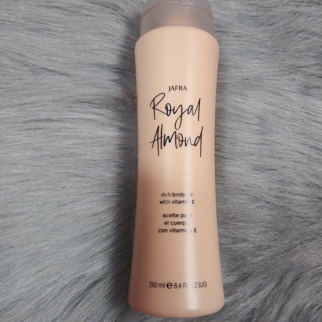 Jafra Royal Almond Rich Body Oil With Vitamin E 8.4 oz eBay