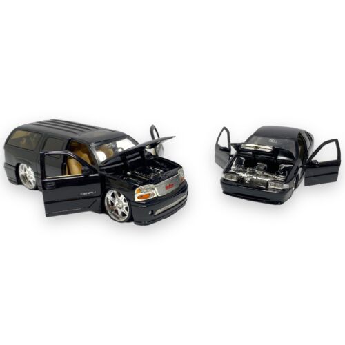 DUB CITY 1/24 - 2002 GMC Yukon Denali XL - JADA TOYS - 1996 Chevy Impala SS 9” - Picture 2 of 24