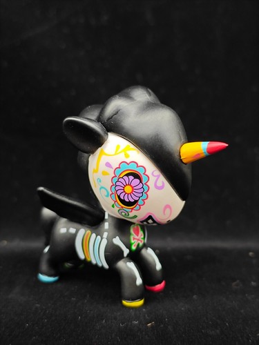 LOT 2 NO BOX Tokidoki Unicorno Series 2&3 CHASER Caramelo & Milo GITD Figure - Picture 5 of 22