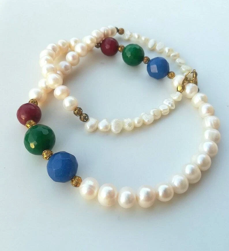 COLLANA DONNA VERE PERLE BAROCCHE BIANCHE CON RUBINI SMERALDI E ZAFFIRI NATURALI - Immagine 4 di 4