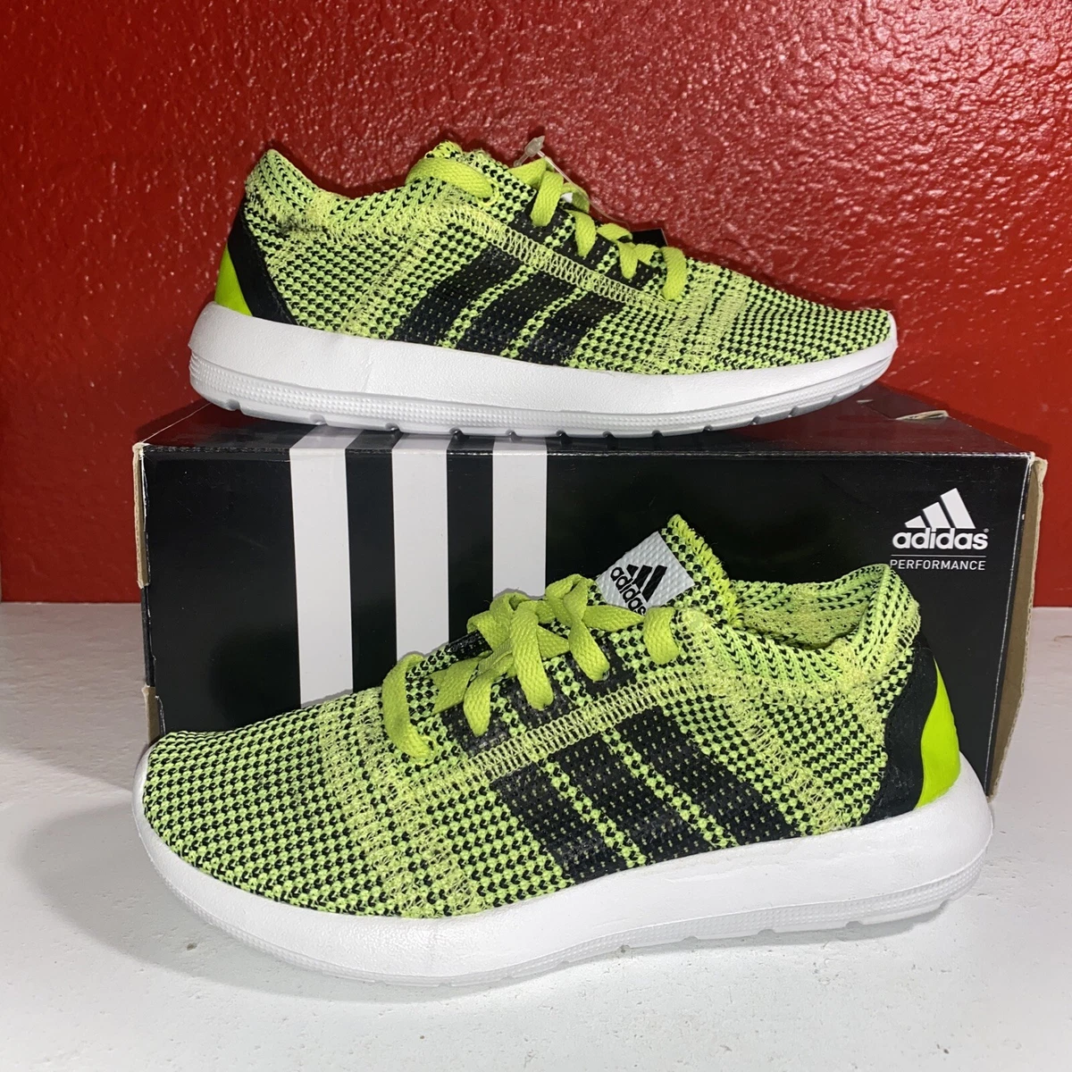 Adidas element refine tricot Children size 1.5 Lime/Black-White