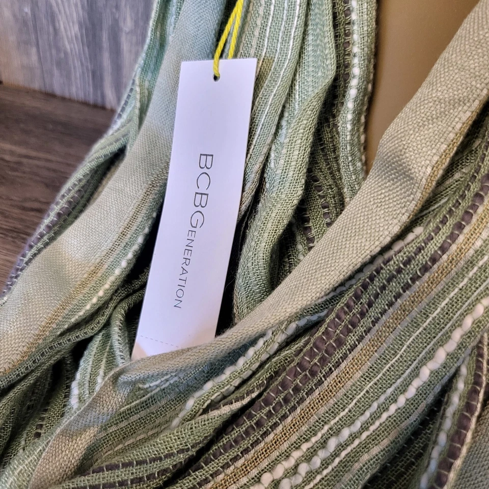 Bufanda BCBG Generation gris jaspeado verde a rayas talla única lazo infinito tejido claro Foto 2 de 4