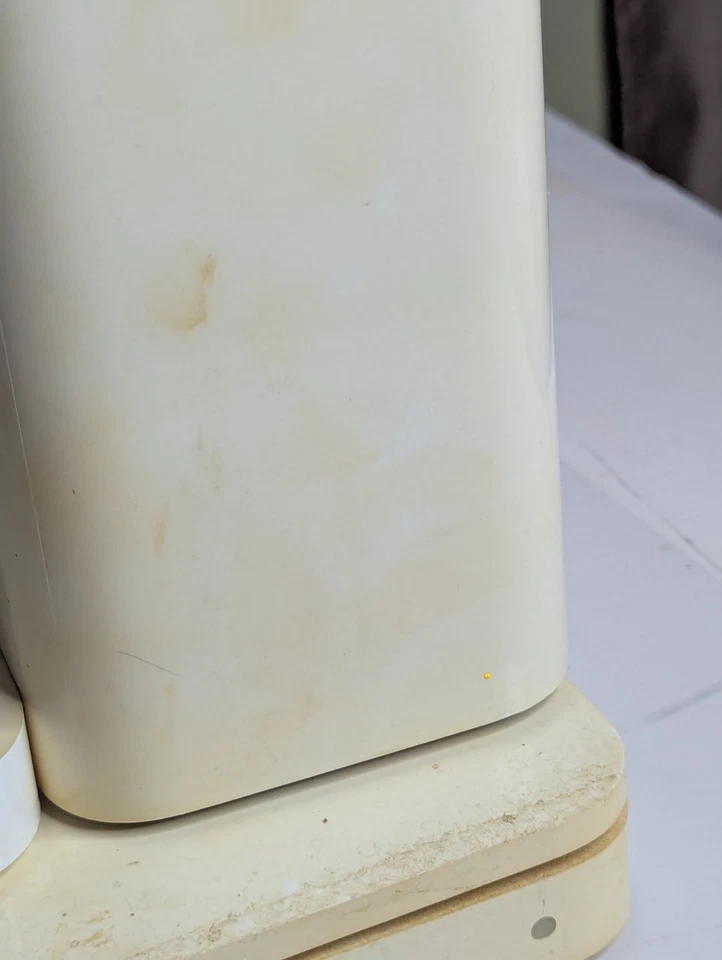 *Untested* Apple AirPort Express And Extreme Lot Of 3 A1470, A1392, A1301 - Image 4 of 4