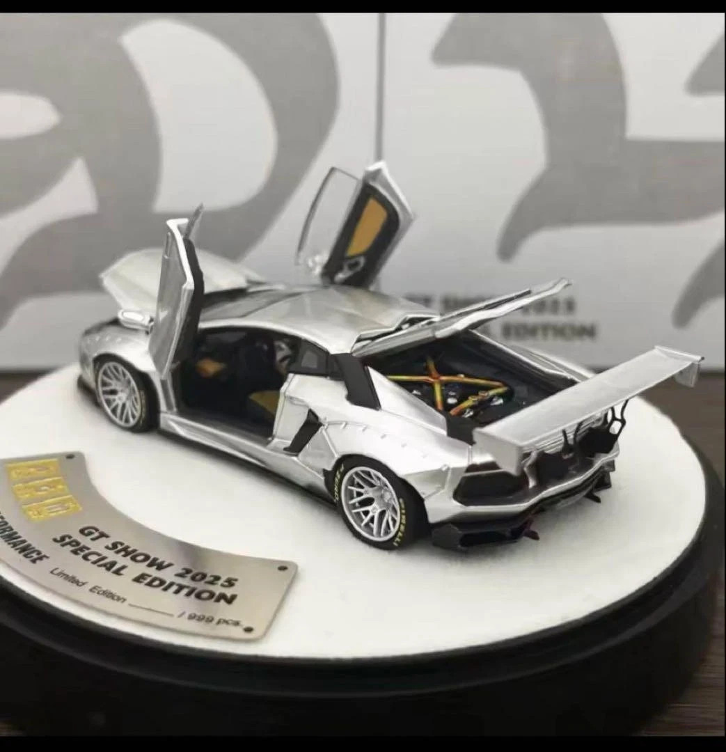 PGM 1:64 LBWK Lamborghini Aventador Grigio Antares 2025 GT SHOW