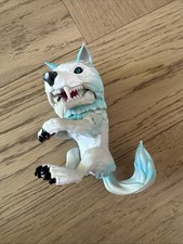 Untamed Dire Wolf by Fingerlings Blizzard White and Blue By WowWee EUC - Sound