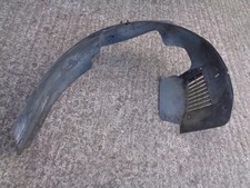 AUDI TT MK1 8N COUPE / ROADSTER ~ RIGHT FRONT PLASTIC ARCH LINER SPLASH GUARD