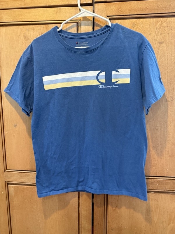 Champion T-shirt adult medium blue