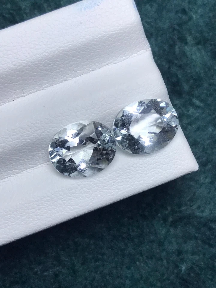 6.14cts 100% natural white beryl oval shape pair - Image 2 of 2