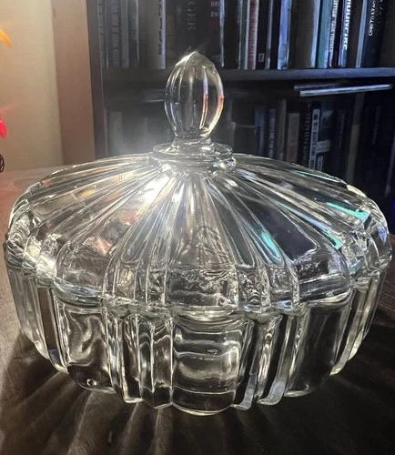 Vintage Anchor Hocking Old Cafe Candy Dish With Lid / 7" Diameter