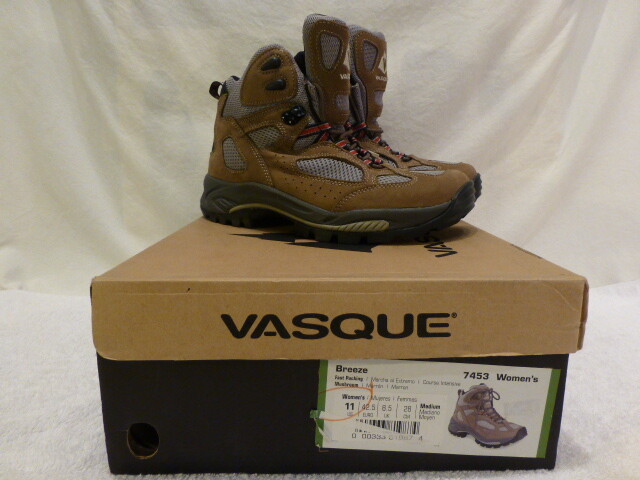 New Vasque Womens Breeze GTX Athletic Hiking Trail Outdoor Brown