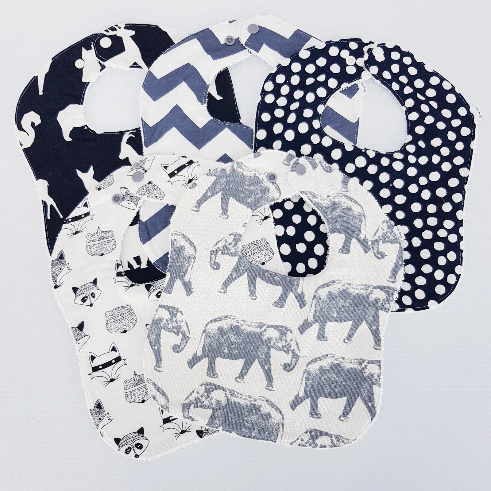 Baby Bibs Black White Grey Animal Mixed Prints 5 x Pack 100% Cotton Handmade New
Opens in a new wind