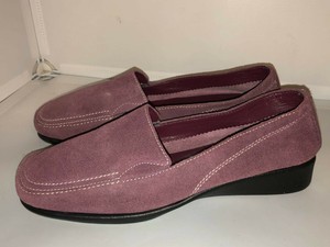 down to earth shoe brand