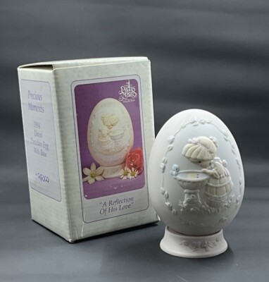 Precious Moments Porcelain Easter Egg A REFLECTION OF HIS LOVE 1994 Figurine