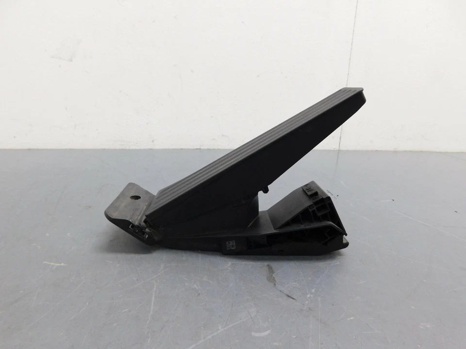 BMW M3 E92 2009 08 09 10 11 12 13 acelerador de gasolina pedal #2369 H2 Foto 2 de 4