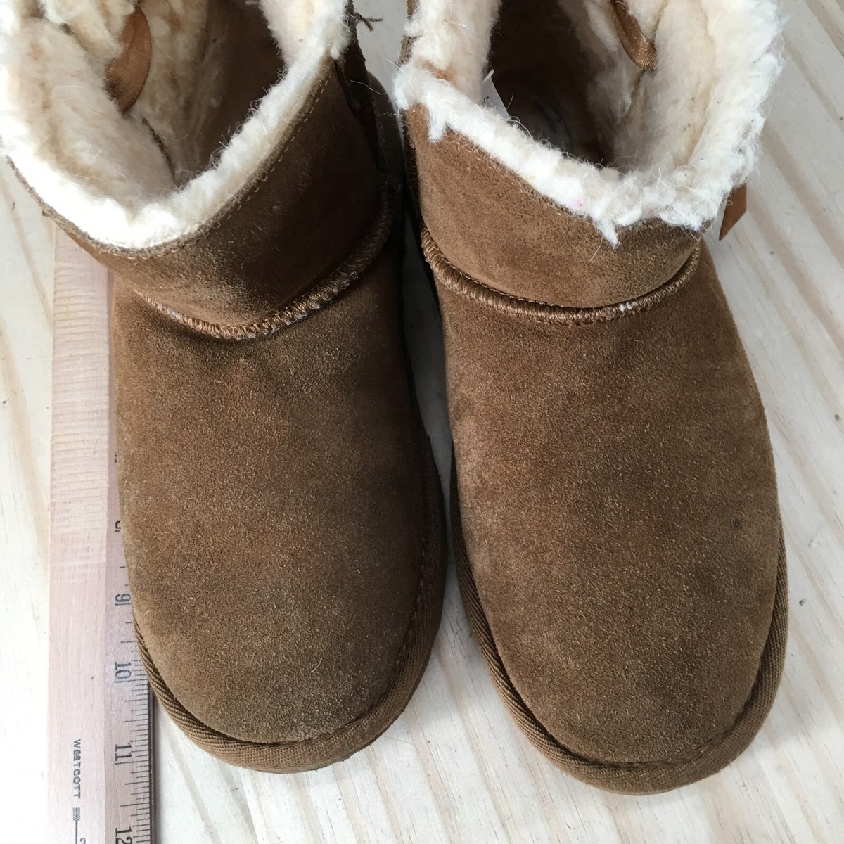 PAWZ By Bearpaw Boots Youth 5 Girls Amelia Shearling Winter  display picture 3