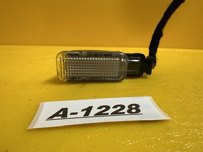 SB7FR kennzeichenleuchte für VOLKSWAGEN POLO 6N    * A-1228