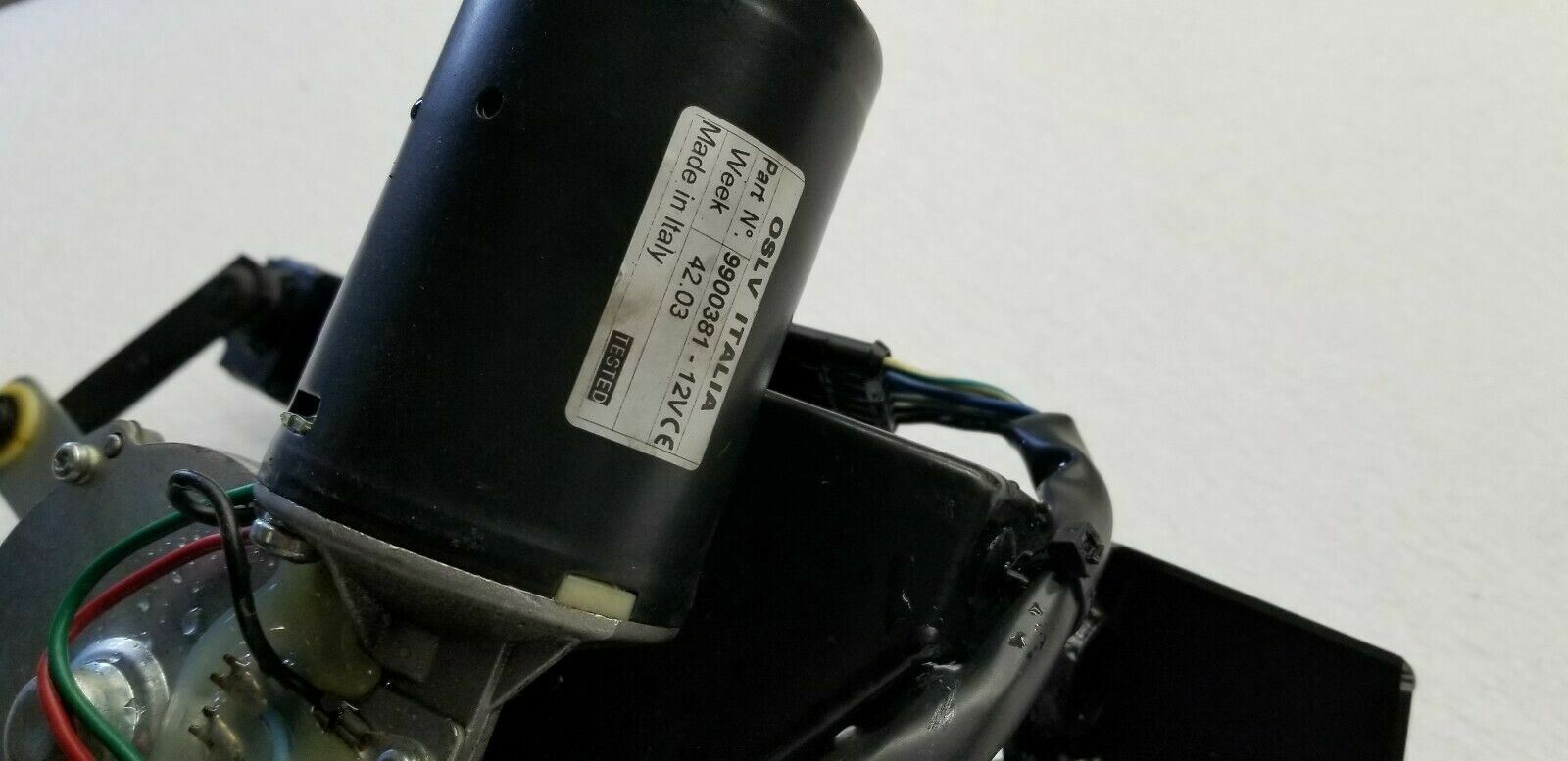 LAMBORGHINI GALLARDO WIND SHIELD WIPER MOTOR ASSEMBLY OEM 401955023