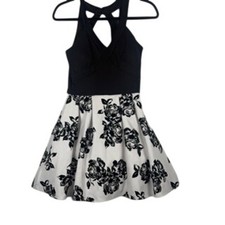 Crystal Doll Black White Floral Rose Halter Fit Flare Dress Prom Formal Size 5