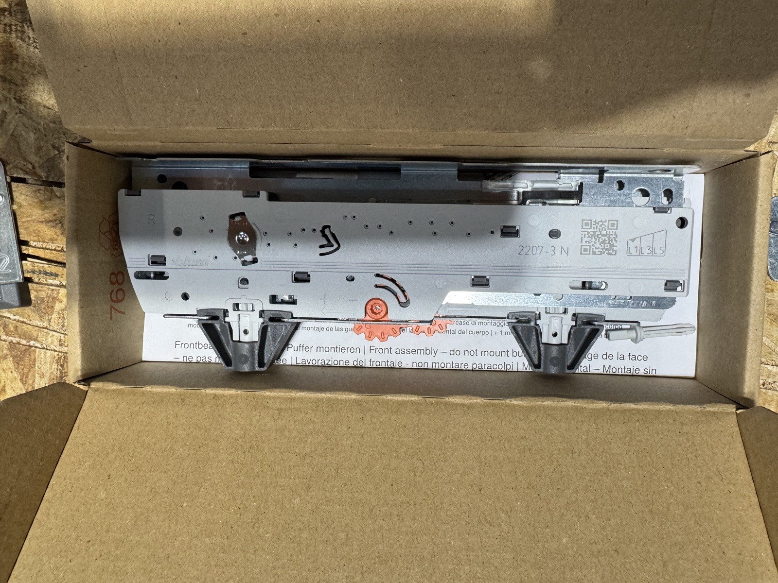 Blum T60L7340 Standard Duty L1 TIP-ON BLUMOTION Set- Left & Right