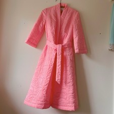 Vintage 50s/60s MCM BUBBLE GUM Pink Quilted Bath Robe House Coat MID CENTURY S