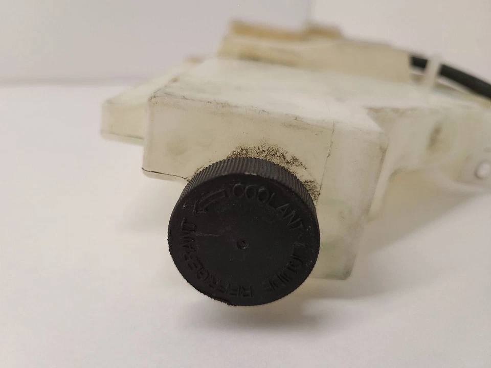 2011-2017 NISSAN QUEST Coolant Reservoir 217101JA0A 11-17 Foto 3 de 4