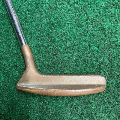 Putter Bulls Eye John Reuter Jr LBM4S 35 Pouces - Acushnet - Droitier - Bon état