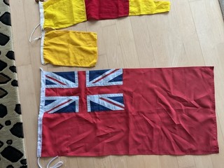 Marine Red Ensign( 90x44 cm) with signal penants Q&0