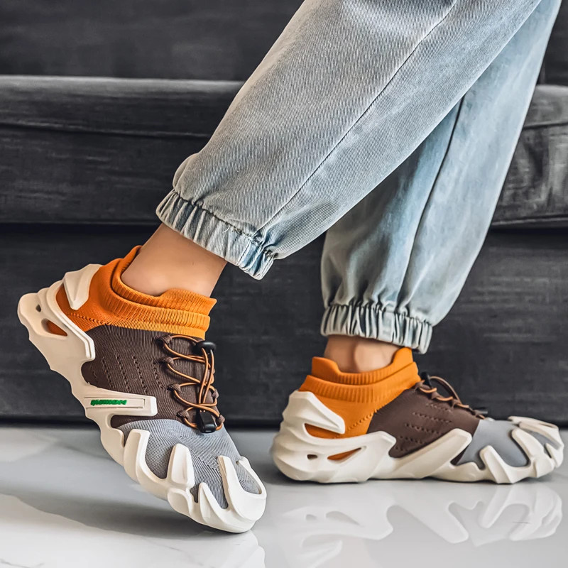 Brand Men's Fashionable Running Sports Boots Thick Sole Vers
