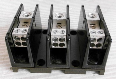Bussmann PDB220-3  Power Distribution Block 174A Cu-135A AI 600V
