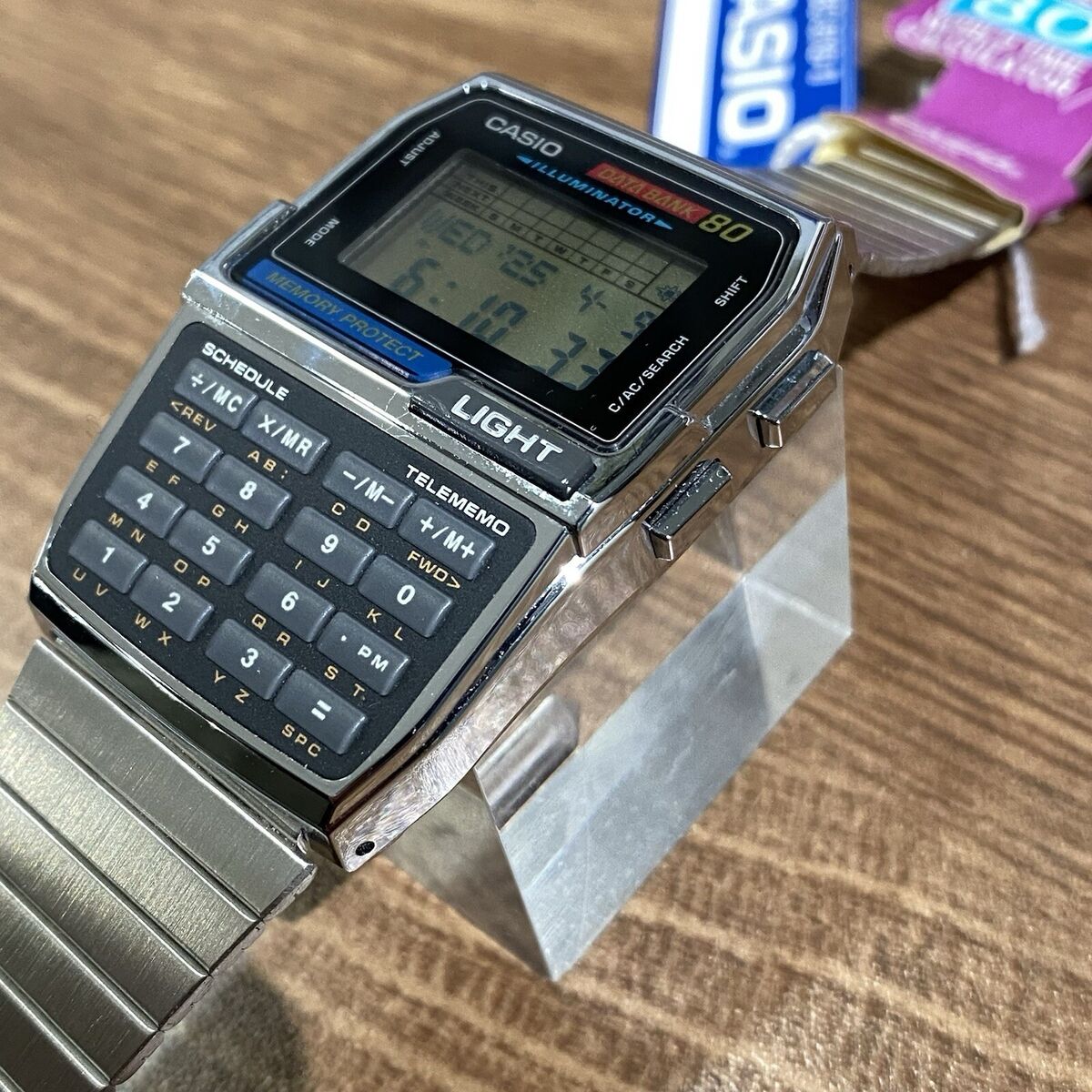Vintage Casio DBC-810-1 Databank 80 Rare Calculator Watch Vintage Casio DBC-810-1 Databank 80 Rare Calculator Watch