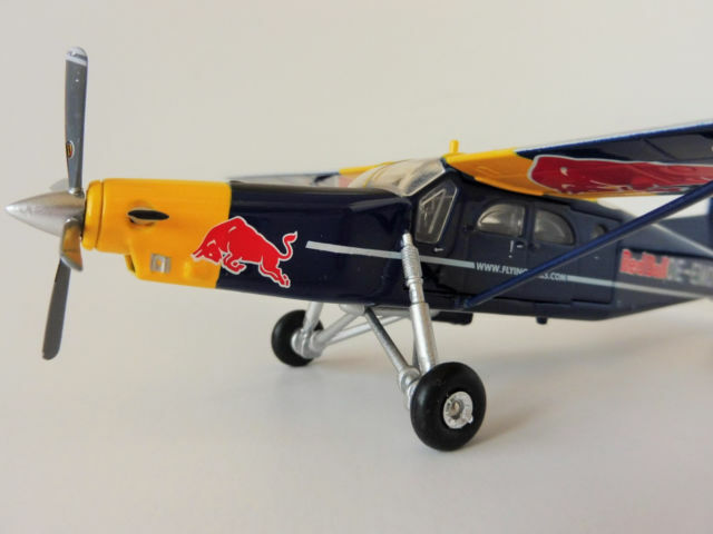 Pilatus Pc 6 Turbo Porter The Flying Bulls 1 72 Herpa Red Bull For Sale Online Ebay