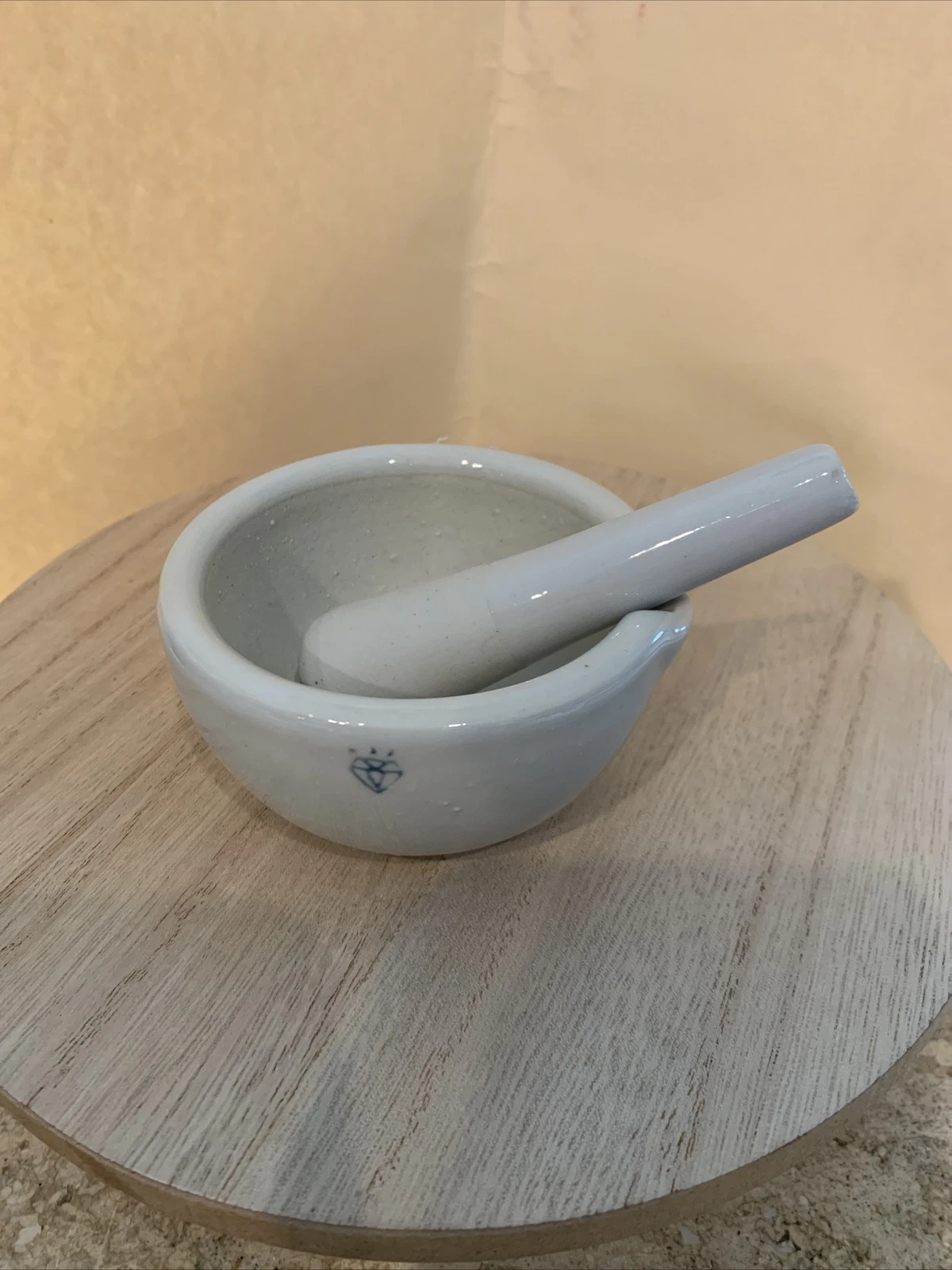 mortar and pestle Vintage Small
Opens in a new window or tab