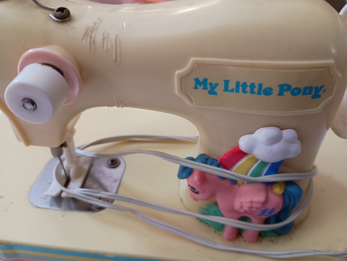 Vintage 1984 My Little Pony Sewing Machine W/ Lights Works TESTED