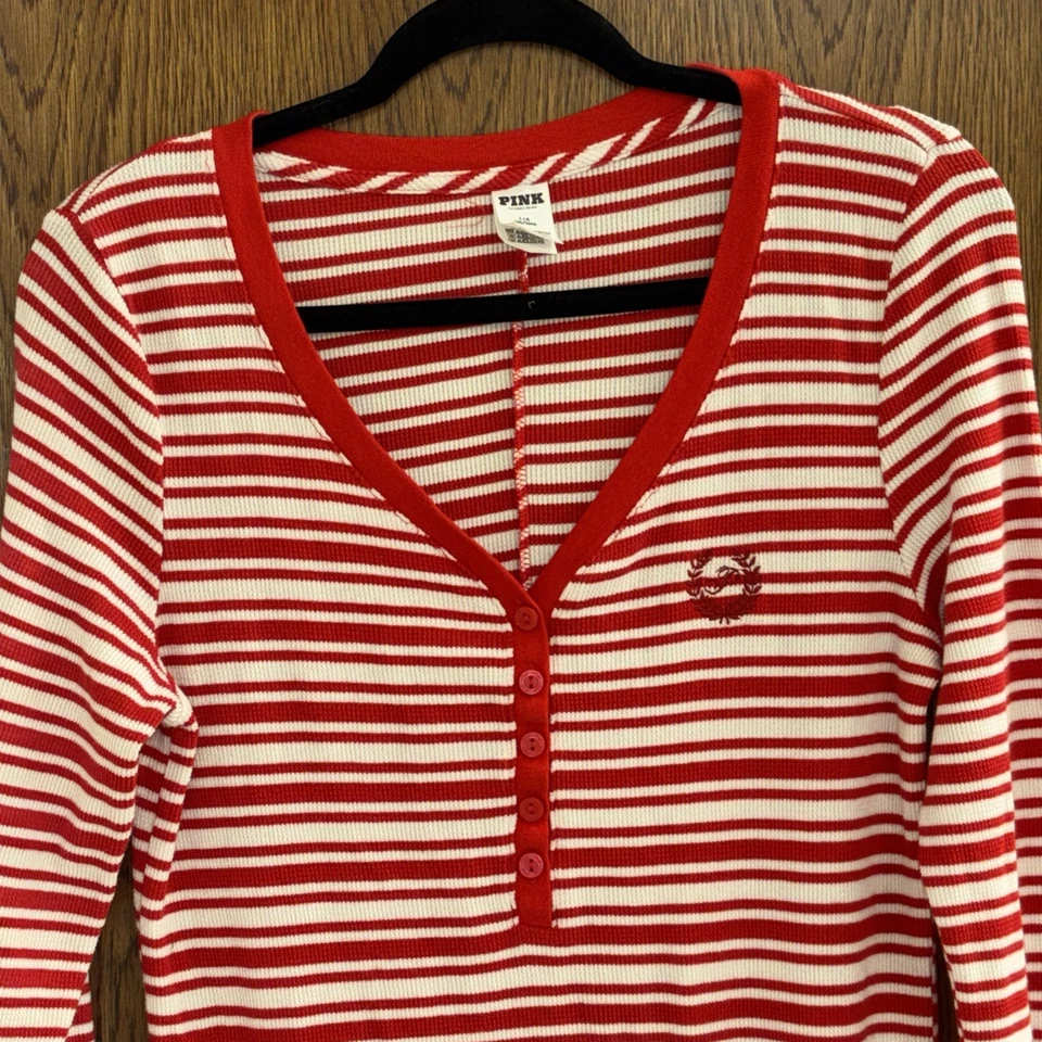 Pijama Victoria’s Secret Rosa L Térmico Una Pc Rojo Blanco Rayas Logo Long Jane Foto 4 de 4