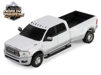 RAM 3500 Laramie Dually - 2020 - white / silver - Greenlight 1:64
