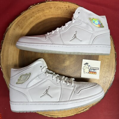 NIKE AIR JORDAN 1 RETRO WHITE METALLIC SILVER 306000-101 SIZE 9
