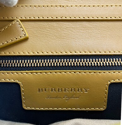 BNWT BURBERRY Leather Dk88 Satchel/Document Case/Crossbody BNWT BURBERRY Leather Dk88 Satchel/Document Case/Crossbody