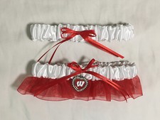 New NCAA University of Wisconsin Badgers Elastic Lace Bridal Wedding Garter Set