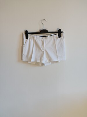 Fred Perry Shorts Damen. 100% Baumwolle Größe 46. Farbe weiß. Made in Italy